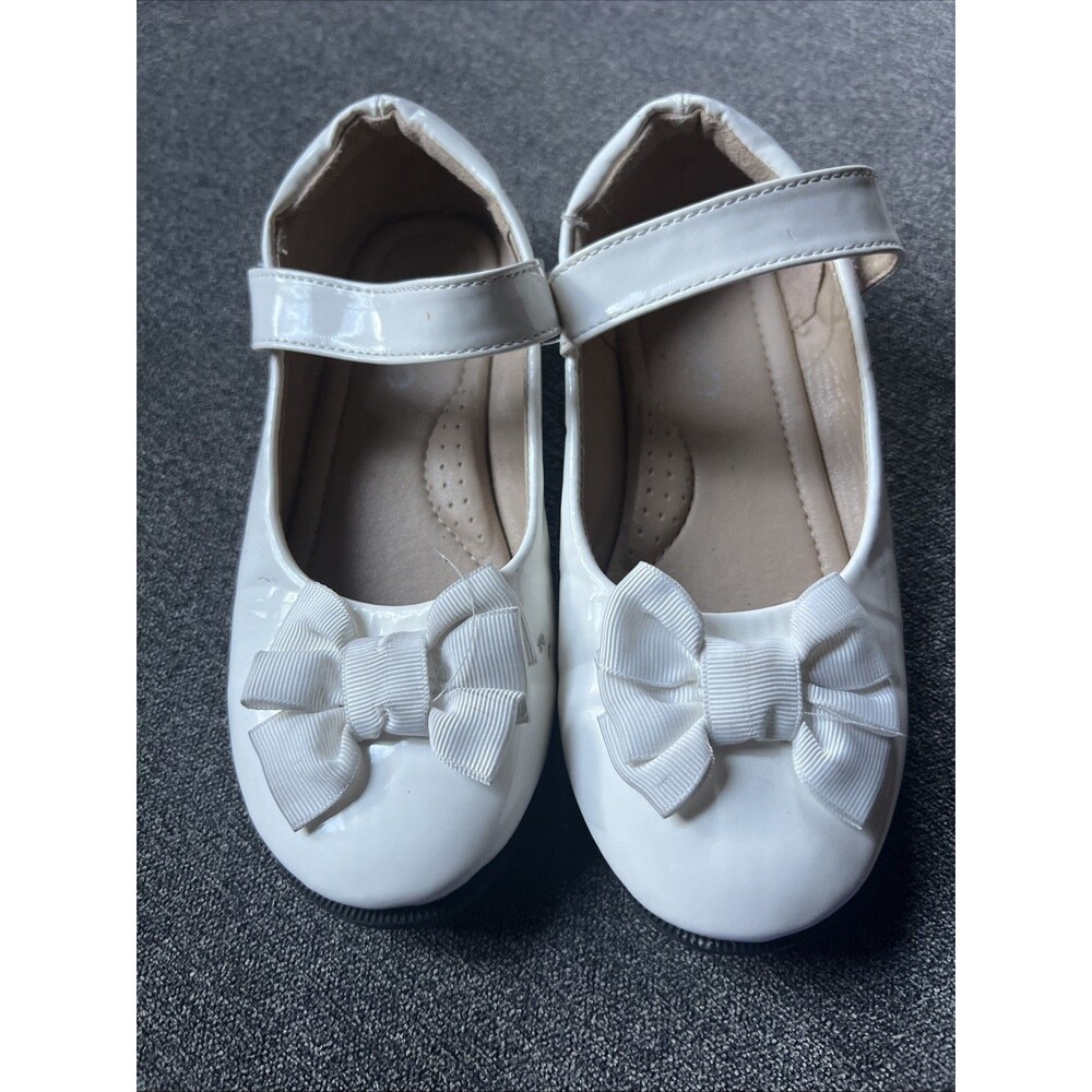 Unbranded Mary Jane Flats Kids Size‎ 12 White Patent Bow Dress Shoes
